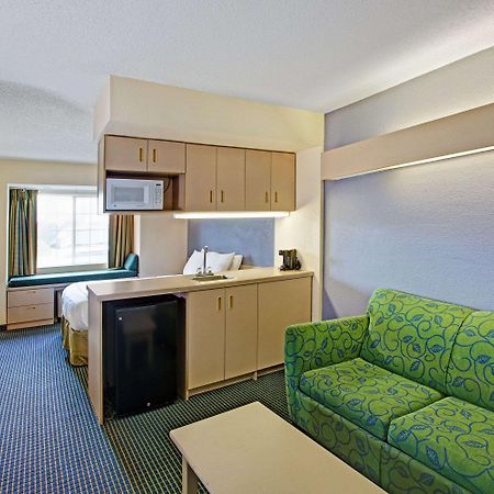 Microtel Inn & Suites By Wyndham Statesville Eksteriør billede