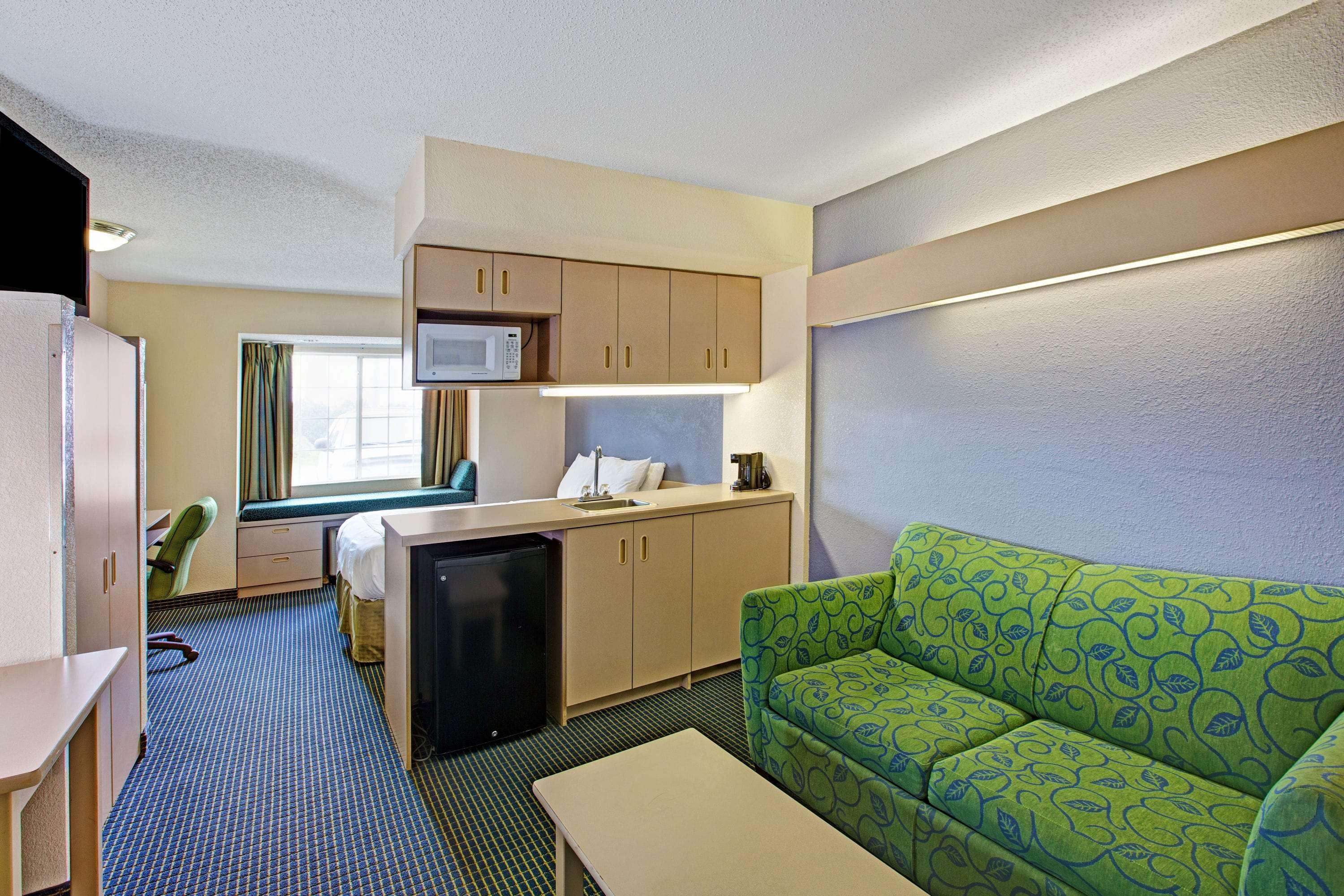 Microtel Inn & Suites By Wyndham Statesville Eksteriør billede
